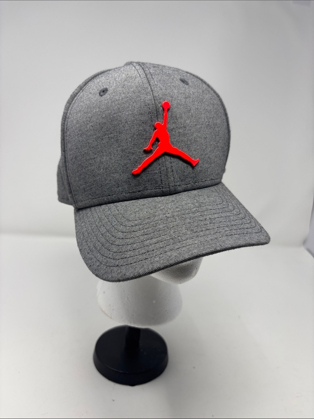 Jordan Heather Grey Hat with Red Jumpman